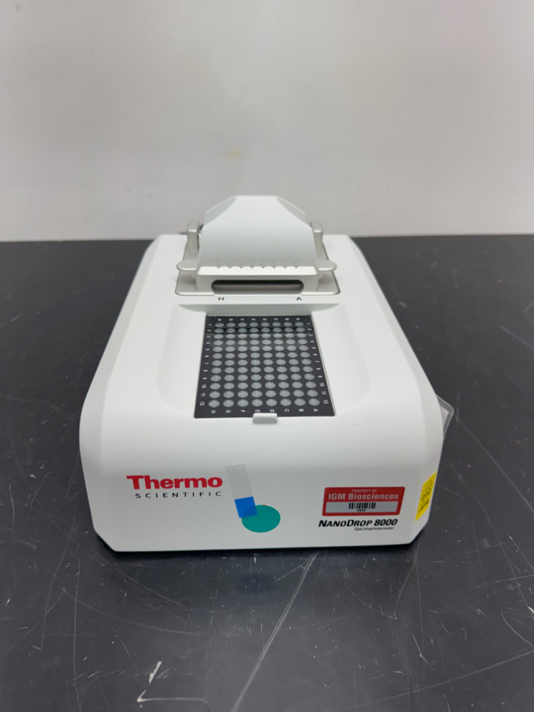 Image of Thermo NanoDrop 8000 UV/VIS Spectrophotometer
